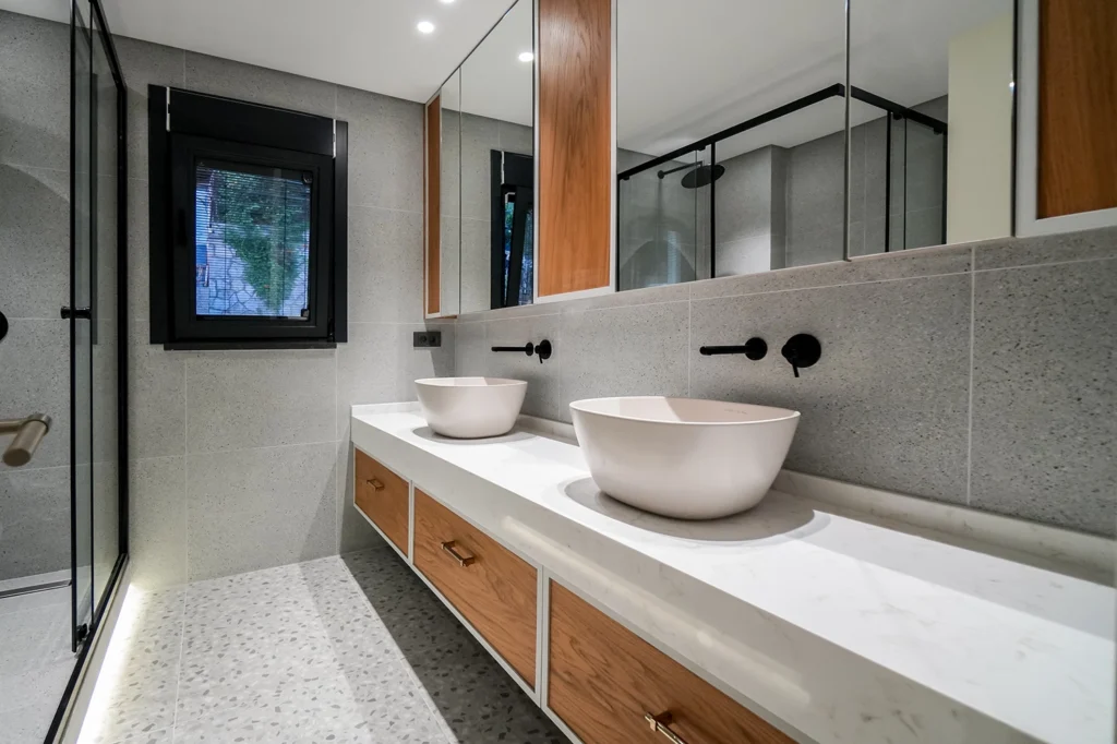 Kartal'da SRK Villa Projesi İstanbul Kartal’da SRK İnşaat villası banyosu